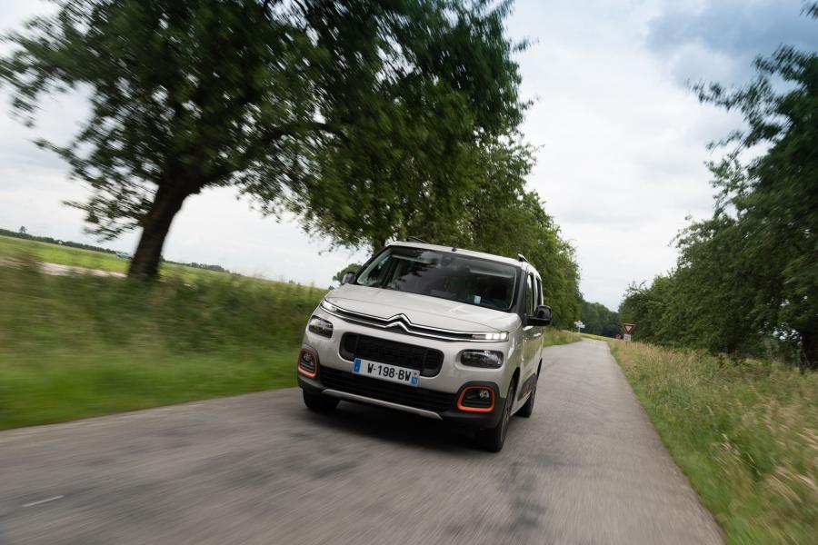  Citroen Berlingo Multispace XTR 2018 года  (фото 38 из 41)